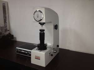 洛氏硬度計(jì)在使用時(shí)需要注意哪些?